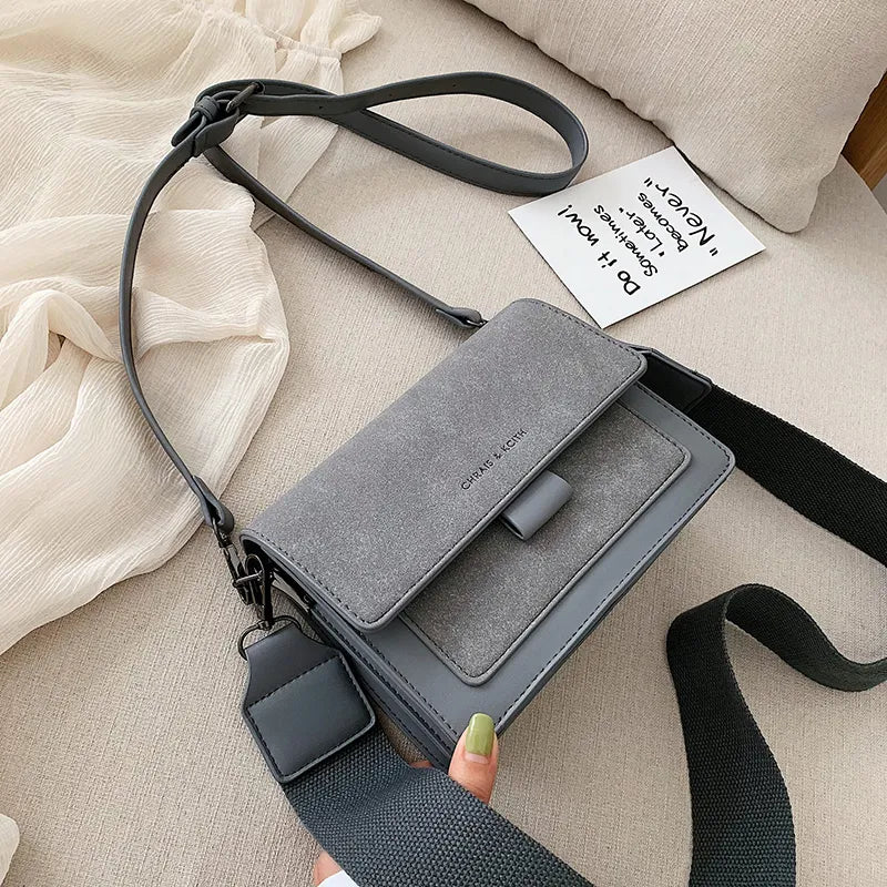 Modna Torebka na Ramię z Wieloma Kieszeniami | Stylowa Crossbody z Regulowanym Paskiem