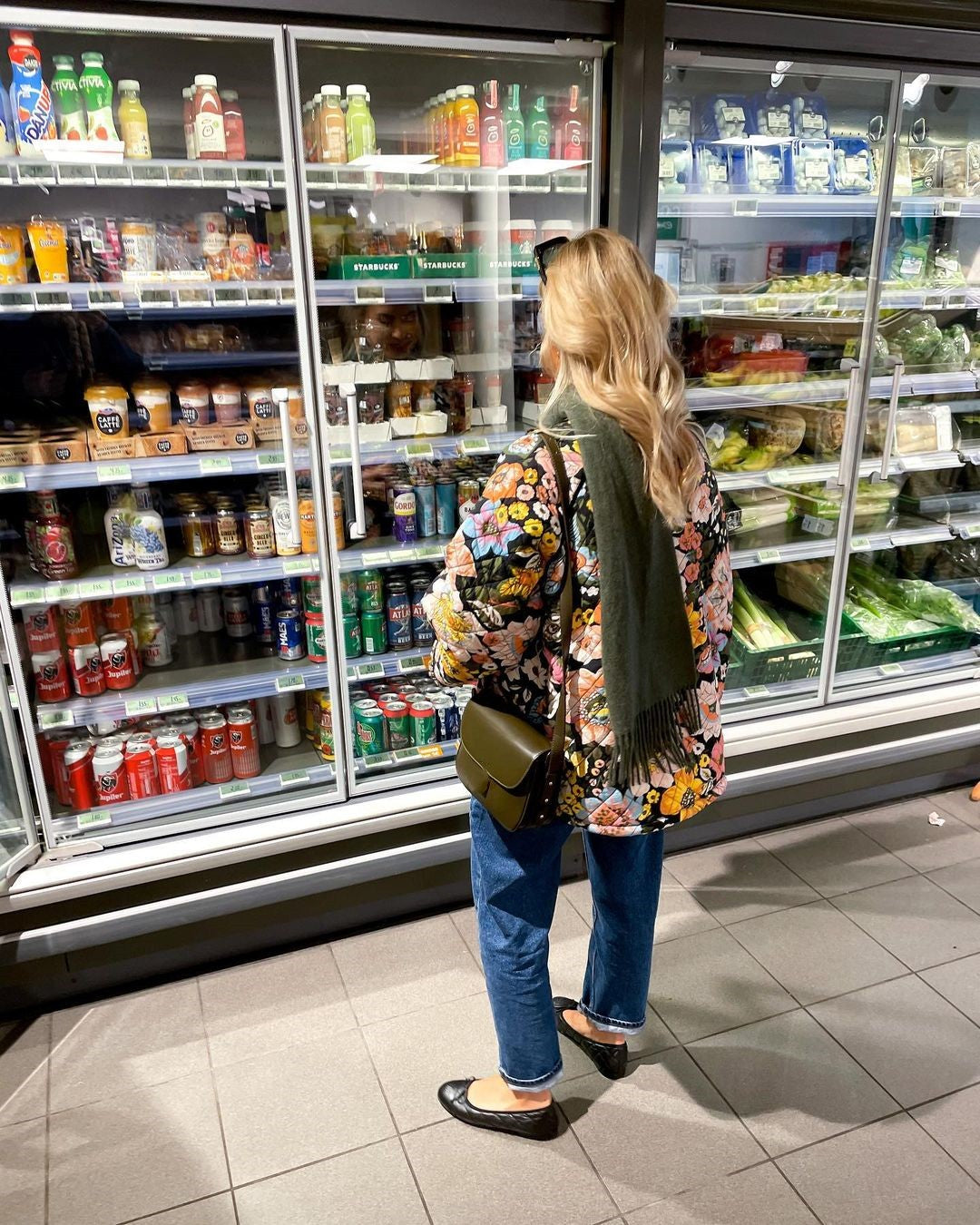 Dodaj koloru i ciepła do swojej zimy – stylowo i komfortowo każdego dnia.